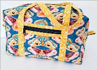 Holland Duffle Bag Pattern by Kristina Brinkerhoff of Center Street Quilts