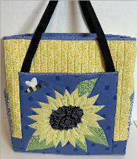 The Buzzin' Around Bag Pattern by Jill Finley of Jillily Studio