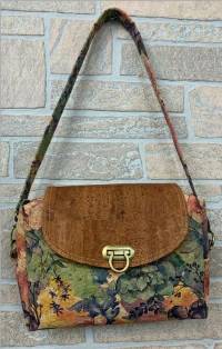 The Olive Handbag Pattern by Jessica VandenBurgh of Sew Many Creations