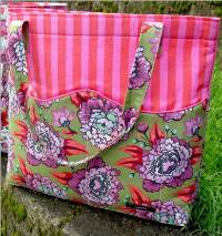 FREE Wave Pocket Market Tote by Sew4home.com