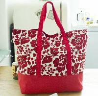 FREE Martha Market Bag Pattern by ithinksew.com