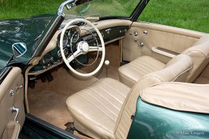 Mercedes-Benz 190SL. CLICK HERE/KLIK HIER