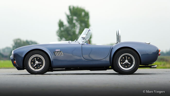 AC Cobra. CLICK HERE