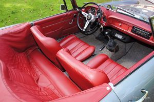 Alfa Romeo 2600 Spider. CLICK HERE