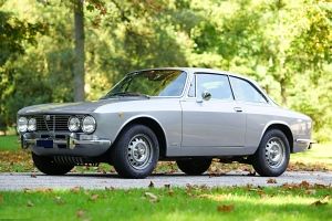 Alfa Romeo 2000 GTV. CLICK HERE