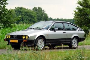 Alfa Romeo GTV6. CLICK HERE