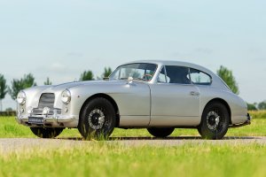 Aston Martin DB 2/4. CLICK HERE