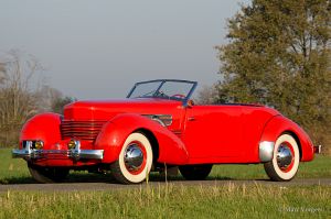 Cord 812 SC Phaeton. CLICK HERE/KLIK HIER