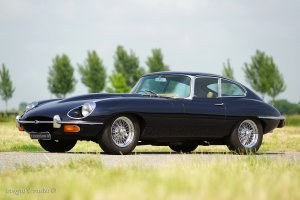 Jaguar E-type 4.2 Litre FHC. CLICK HERE