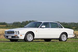 Jaguar XJ 12 6.0 Litre. CLICK HERE / KLIK HIER