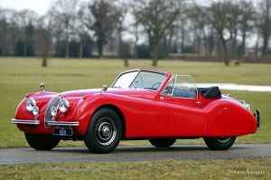 Jaguar XK 120 DHC. CLICK HERE