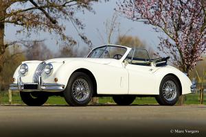 Jaguar XK 140 DHC. CLICK HERE