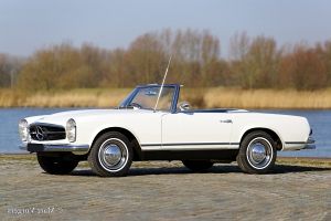 Mercedes-Benz 230 SL. CLICK HERE