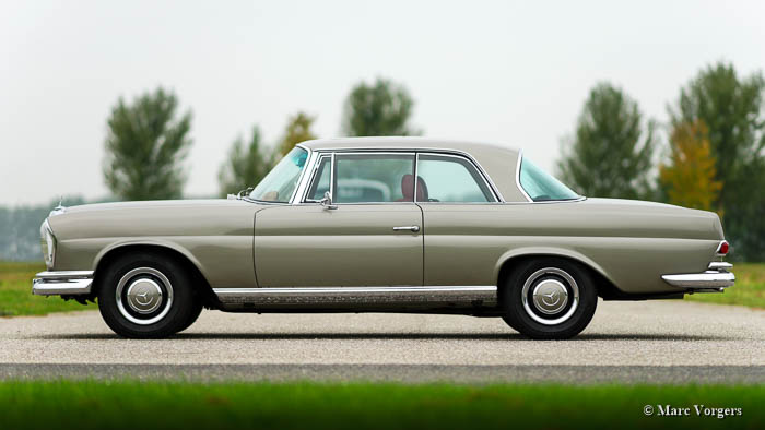 Mercedes-Benz 250 SE coupe. CLICK HERE