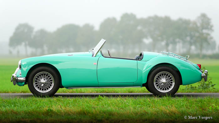 MG MGA 1500 roadster. CLICK HERE