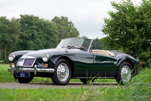 MG MGA 1600 roadster. CLICK HERE / KLIK HIER