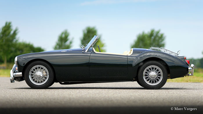 MG MGA 1600 roadster. CLICK HERE