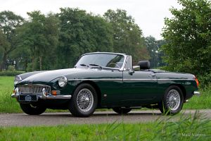 MG MGB roadster. CLICK HERE / KLIK HIER