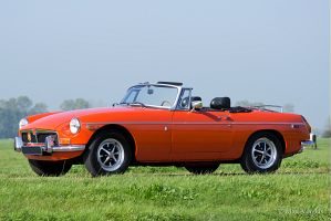 MG MGB roadster. CLICK HERE / KLIK HIER