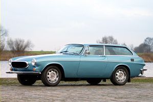 Volvo 1800 ES. CLICK HERE / KLIK HIER