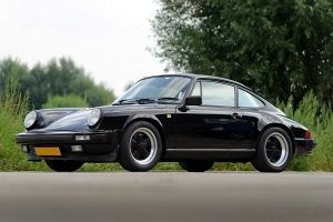 Porsche 911 Carrera 3.2. CLICK HERE