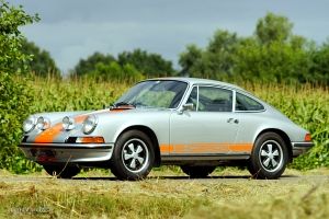 Porsche 911 2.4 S rally car. CLICK HERE