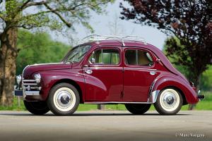 Renault 4CV. CLICK HERE