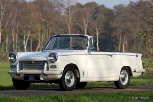 Triumph Herald 1200 convertible. CLICK HERE/KLIK HIER