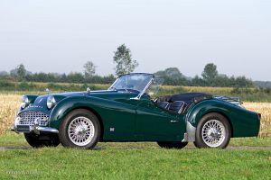 Triumph TR 3a. CLICK HERE / KLIK HIER