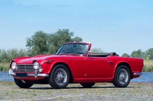 Triumph TR 4a CLICK HERE / KLIK HIER