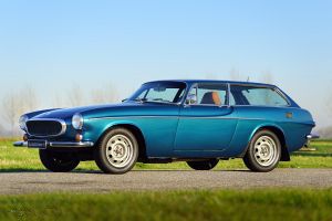 Volvo 1800 ES. CLICK HERE