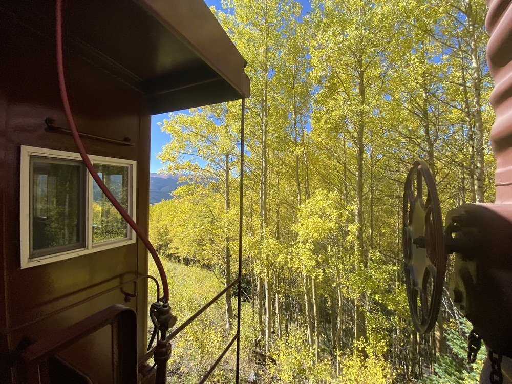 Fall colors in Colorado near local B&Bs