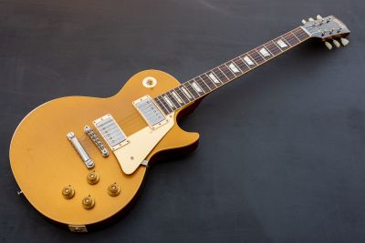 Gibson Les Paul Gold Top 1957 True Historic and aged
