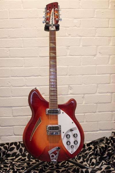 Rickenbacker 360-12