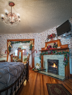 Each of the Holden House guest suites feature holiday decorations