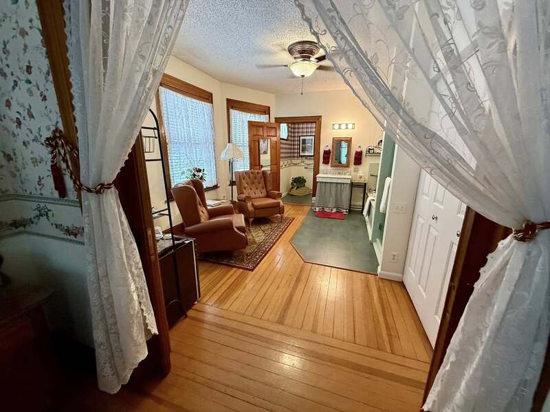 The Independence suite and new bath flooring