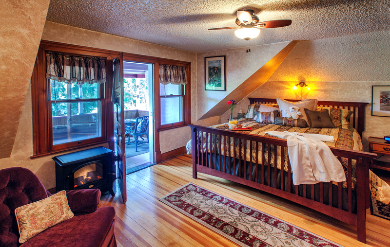 The Pikes Peak suite features a private balcony and views of the mountains