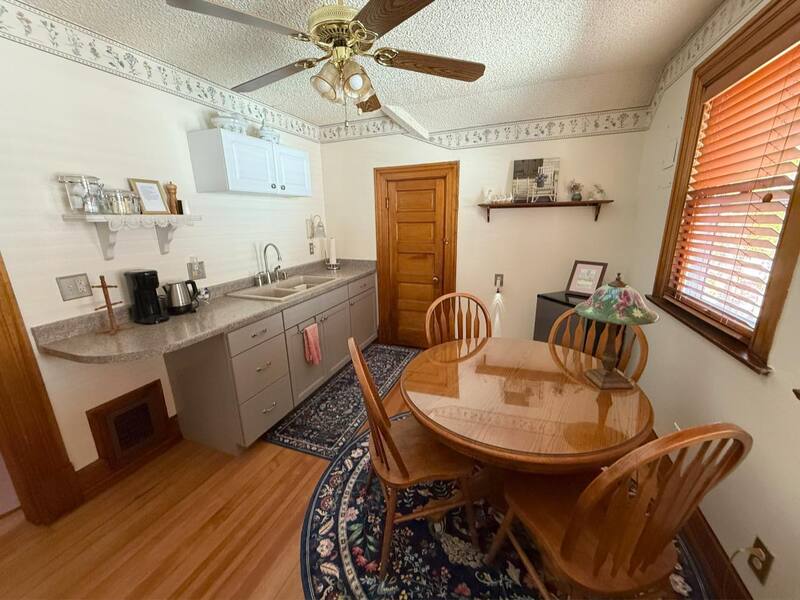 The Pikes Peak suite features a recently renovated kitchnette