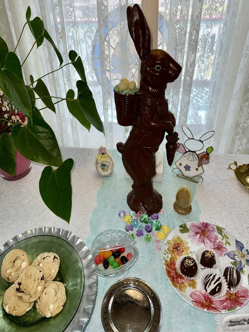 Holden House specializes in romance!