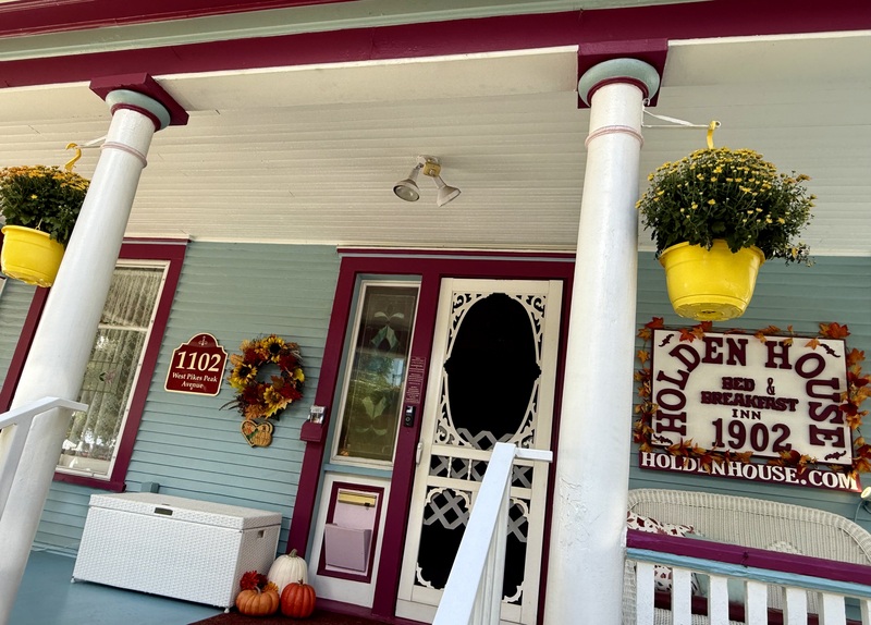 Save and Stay this Fall at Holden House B&B