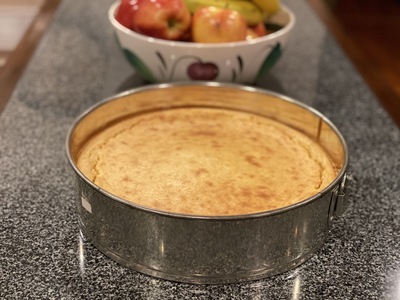 Pumpkin Cheesecake with Gingerbread Crust