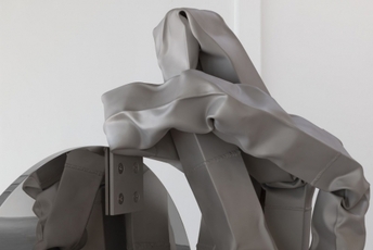 Carol Bove, Vase/Face, David Zwirner