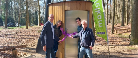 foto: opening natuurtoilet op de Utrechtse Heuvelrug